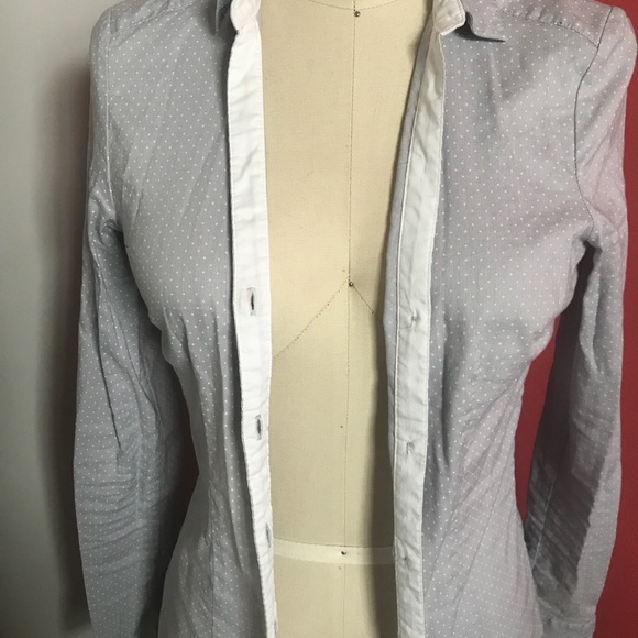 H&M button down! - Picture 2 of 3